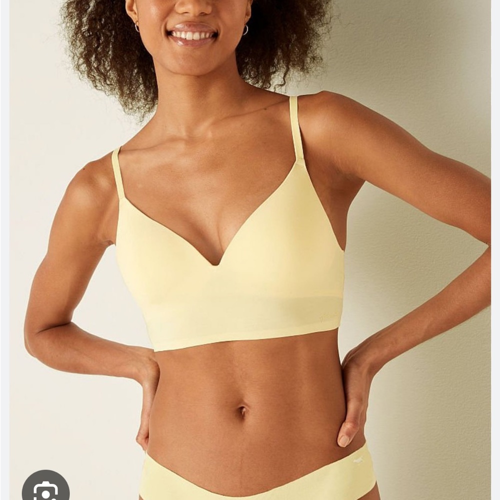 NWT Victoria's Secret Yellow Tulip Smooth Non Wired Push Up Bralette